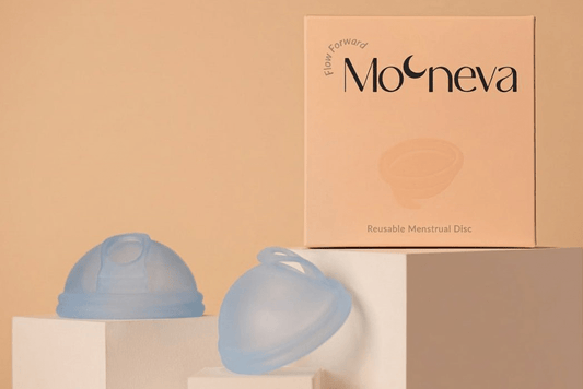 How to use a menstrual disc - Mooneva